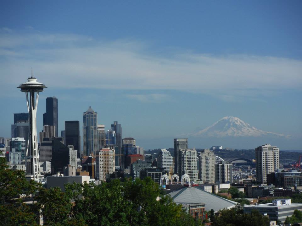 seattle skyline from kerry park